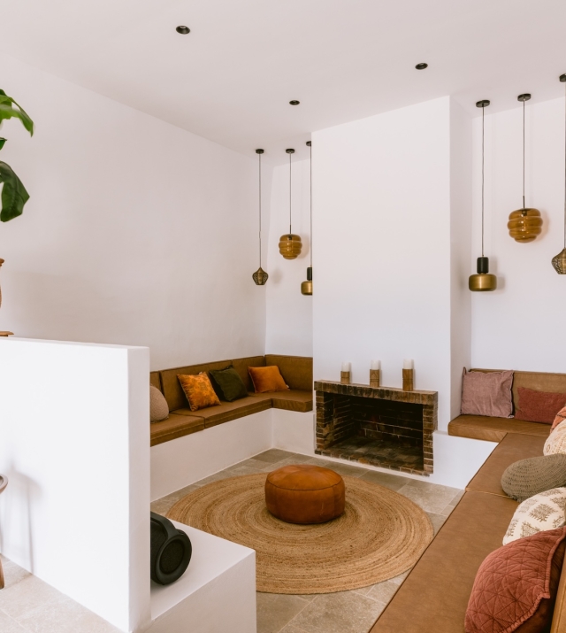 Resa Estates finca sale koop ibiza Jorge living.jpg